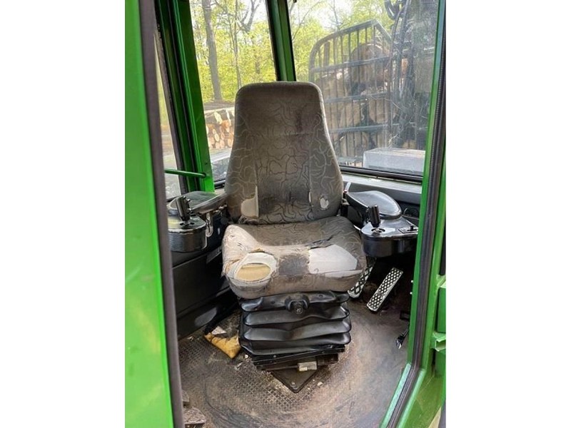 2006 John Deere 1010D Forwarder